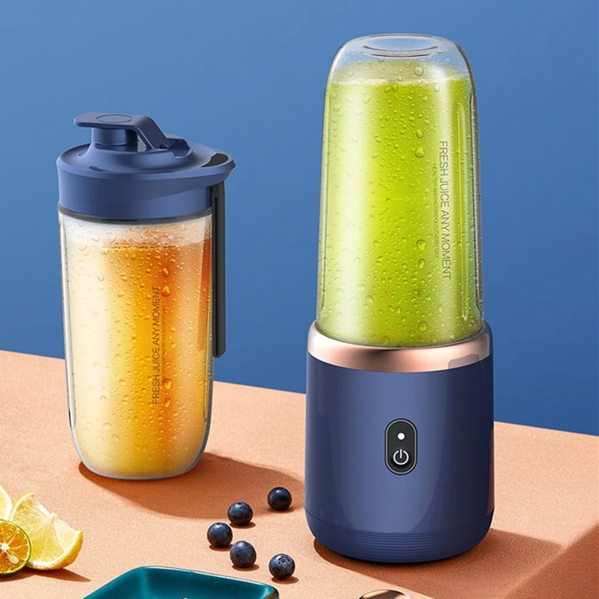 MagicBlender To Go - Draagbare Blender - Blauw - Oplaadbaar - Smoothiemaker To Go - Behoud Jouw Gezonde Voornemens - Maak Gemakkelijk En Snel Jouw Smoothies Voor Onderweg! - Met Extra Beker En Deksel 3 MagicBlender To Go - Draagbare Blender - Blauw - Oplaadbaar - Smoothiemaker To Go - Behoud Jouw Gezonde Voornemens - Maak Gemakkelijk En Snel Jouw Smoothies Voor Onderweg! - Met Extra Beker En Deksel - Afbeelding 3
