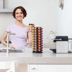 Capsulehouder Voor 80 Nespresso Koffiecups - Nespresso Cups - Koffiecups Houder - 360º Draaibaar Zwart 17 Capsulehouder Voor 80 Nespresso Koffiecups - Nespresso Cups - Koffiecups Houder - 360º Draaibaar Zwart -Aanbiedingen Frothwerk Winkel 1200x1200 417