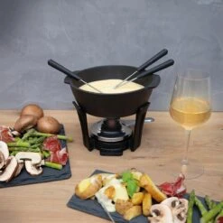 Boska Kaasfondueset Party Pro - Gietijzeren Fonduepan - Geschikt Voor Elk Fornuis - Zwart - 900 Ml -Aanbiedingen Frothwerk Winkel 1200x1200 615