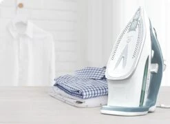 Tesla IR300BL - Stoomstrijkijzer - 2400W - Blauw / Wit -Aanbiedingen Frothwerk Winkel 1200x875 4