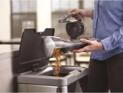 Black & Decker BLACK+DECKER DVA320J - Kruimeldief -Aanbiedingen Frothwerk Winkel 1200x904 3