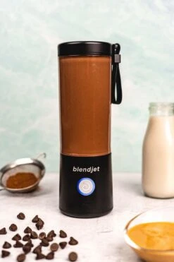 Blendjet 2 - Portable Blender - Blender To Go - Draadloze Blender - Draagbare Blender - Smoothie Maker - USB-C Oplaadbaar - 475 ML - Zwart